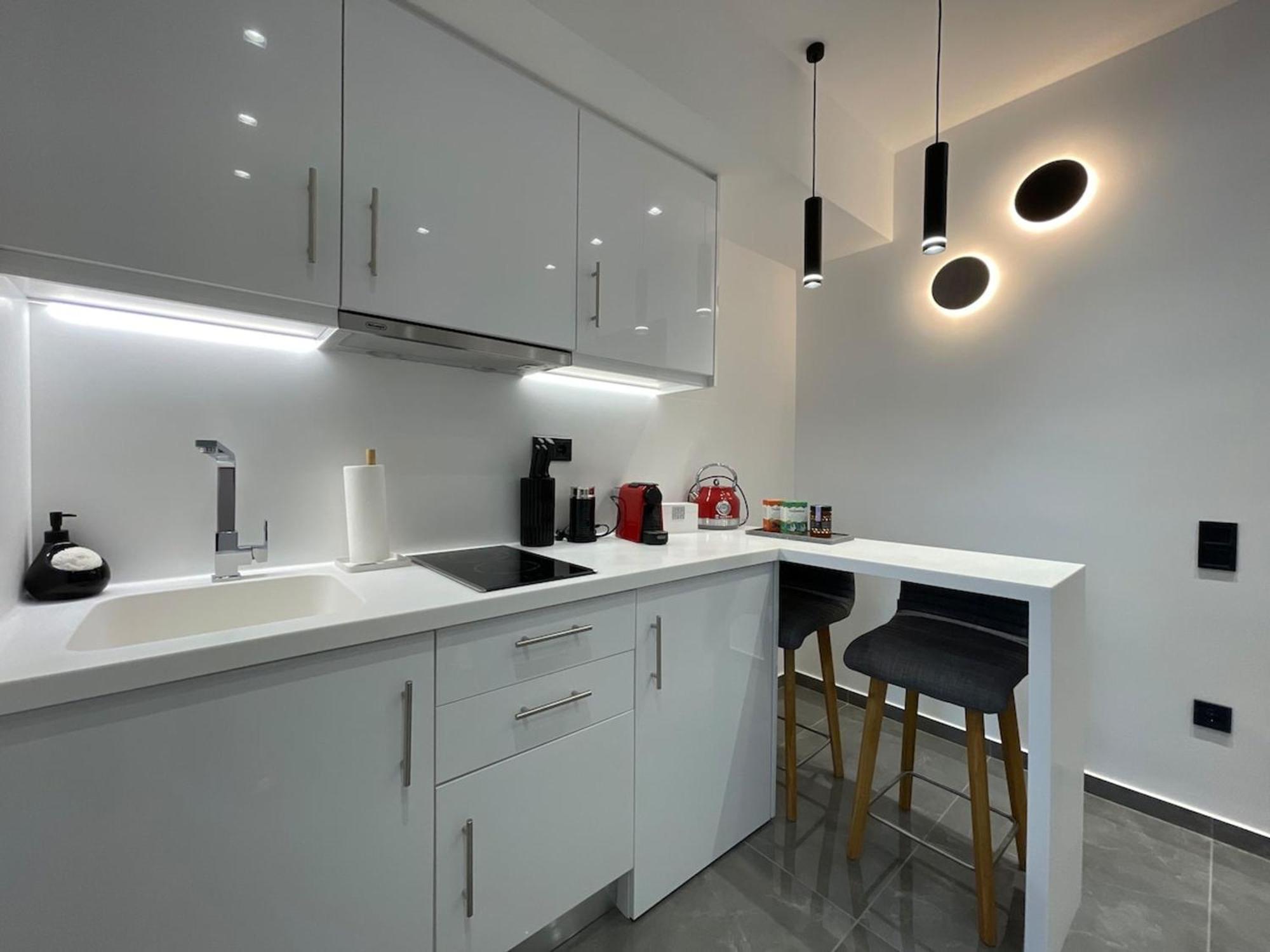 Syros 512 Plaka - Monastiraki By Superhost Hub Apartamento Atenas Exterior foto
